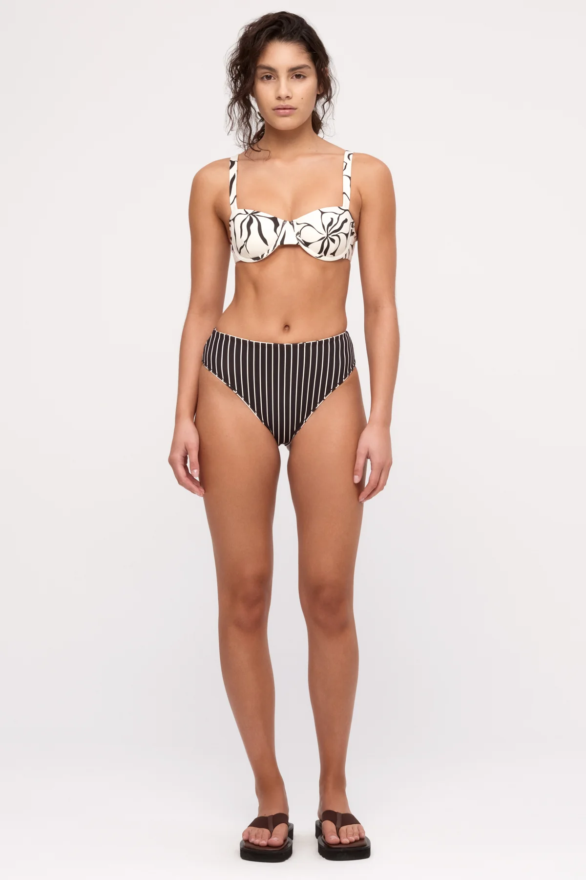 Reversible Waisted Full Brief - Cream Flower - Image 5