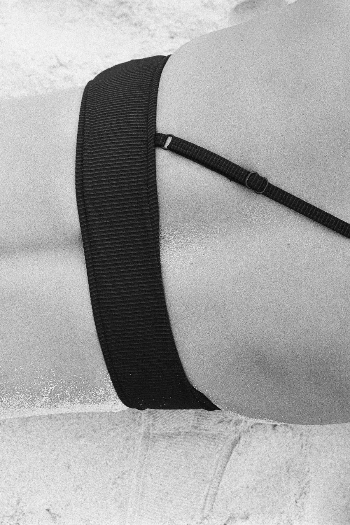 Signature Stripe One Shoulder Bralette - Black - Image 7