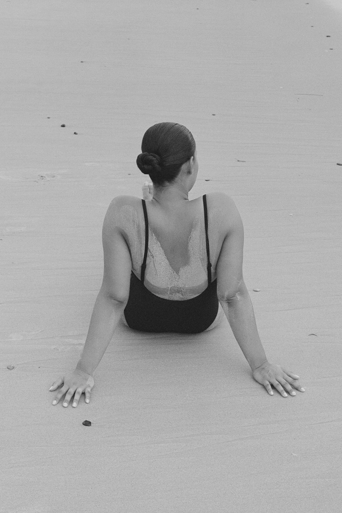 Signature Stripe Simple One Piece - Black - Image 7